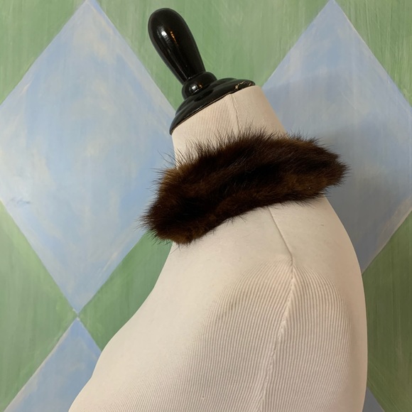 Vintage 1950s/ 60s Fur Peter Pan Collar - Picture 3 of 9